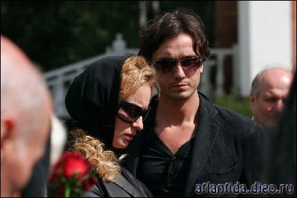 2112071198240890 (1471x981, 144 kБ...)